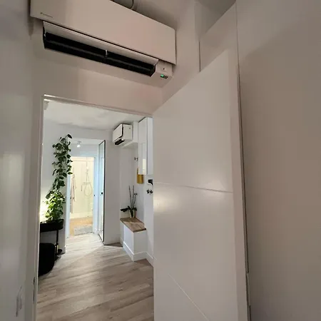 Appartement Mynestparis 2-br In Center , Air Conditioner , Elevator, Free Parking *